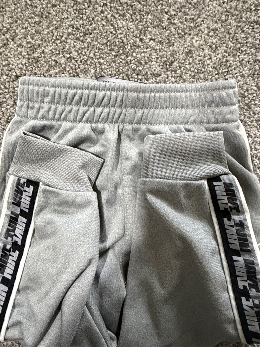 Nike Matching Set - Picture 7 of 8